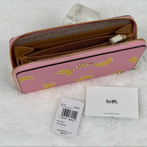 Coach Wallet Banana Print - Picture 3 of 7
